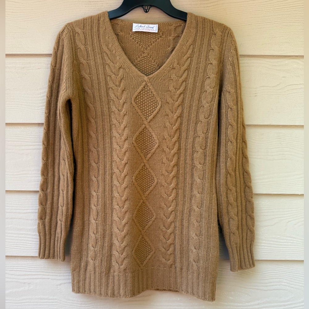 Richard Grand Cashmere V-Neck Sweater